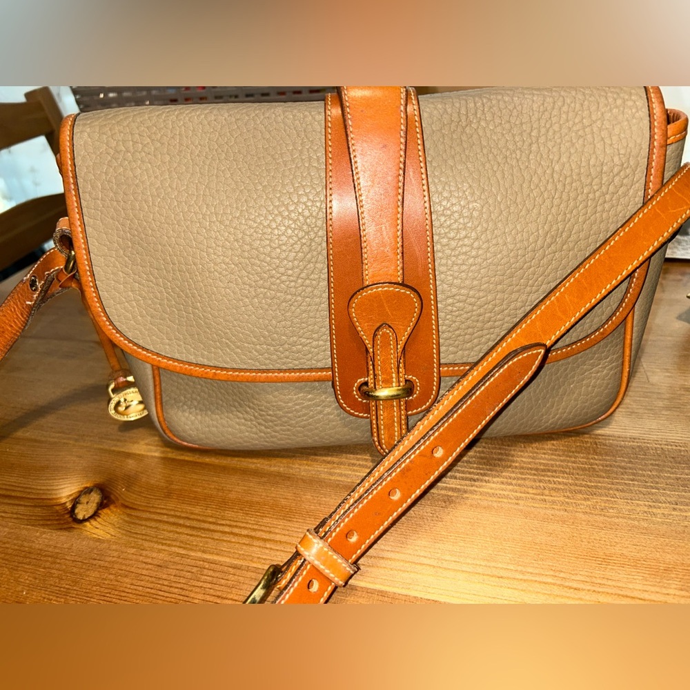 Dooney & Bourke Crossbag